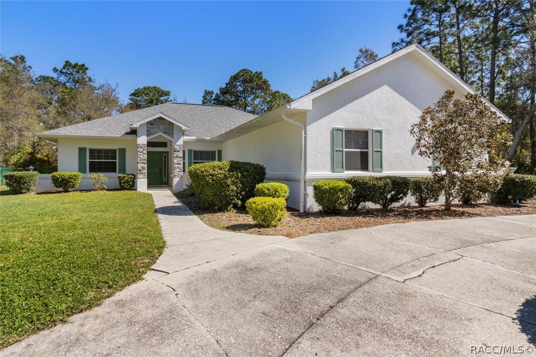 Property Photo:  5720 N Mock Orange Drive  FL 34465 