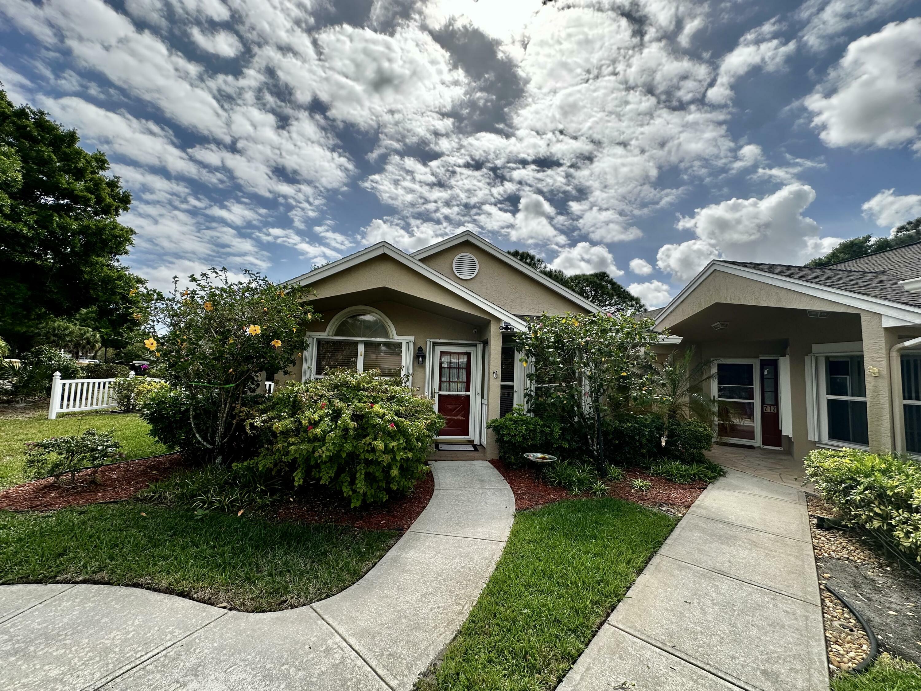 Property Photo:  719 NW San Remo Circle  FL 34986 