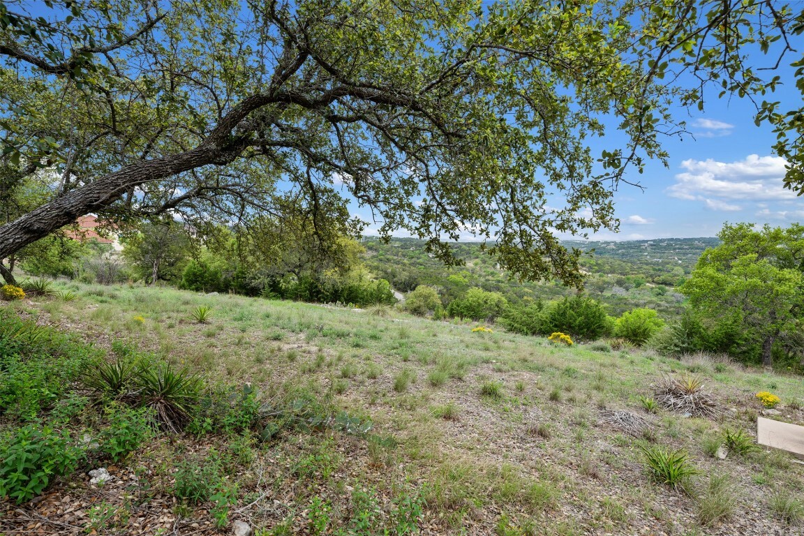 Property Photo:  2804 Lakehurst Road  TX 78669 