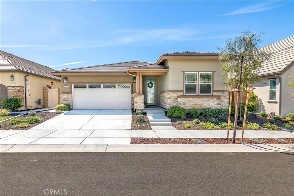 Property Photo:  32037 Sedge Way  CA 92591 