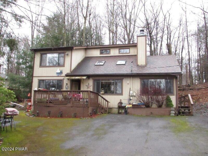 Property Photo:  1044 Indian Drive  PA 18436 