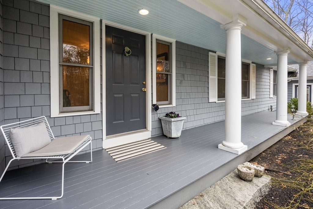 Property Photo:  21 Ivy Lane  MA 01770 