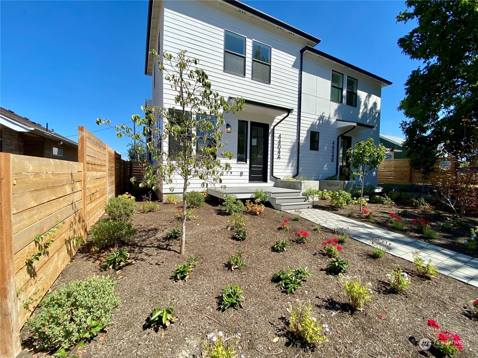 Property Photo:  4404 37th Avenue SW A  WA 98126 