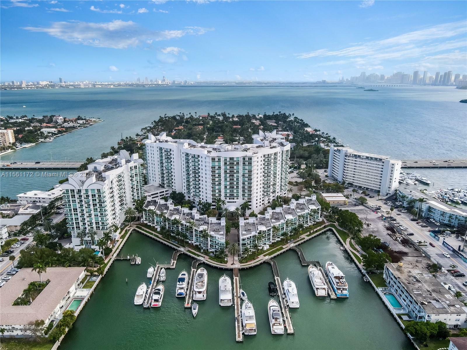 Property Photo:  7900 Harbor Island Dr 1001  FL 33141 