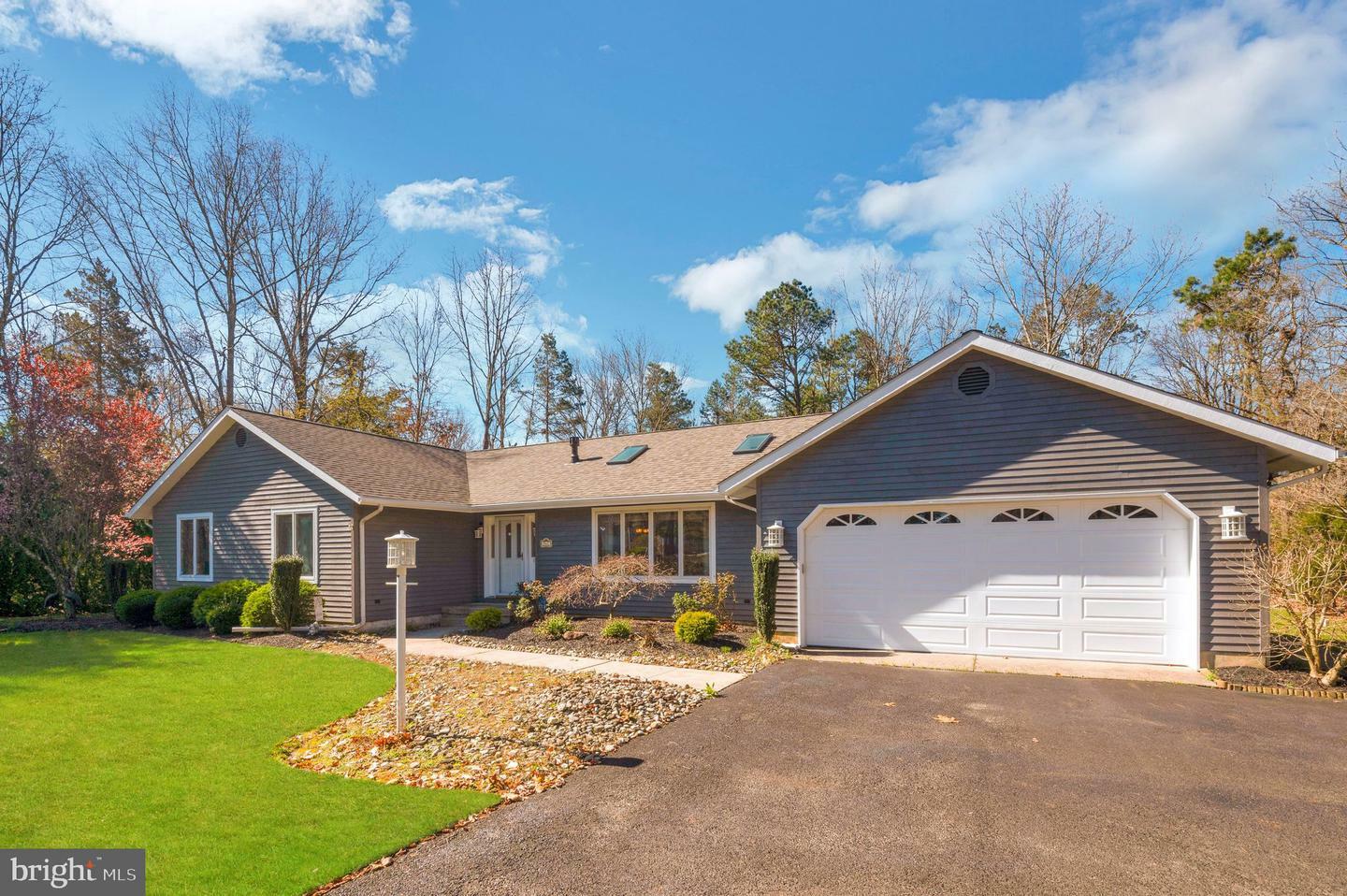 Property Photo: 966 S Grand Street NJ 08037
