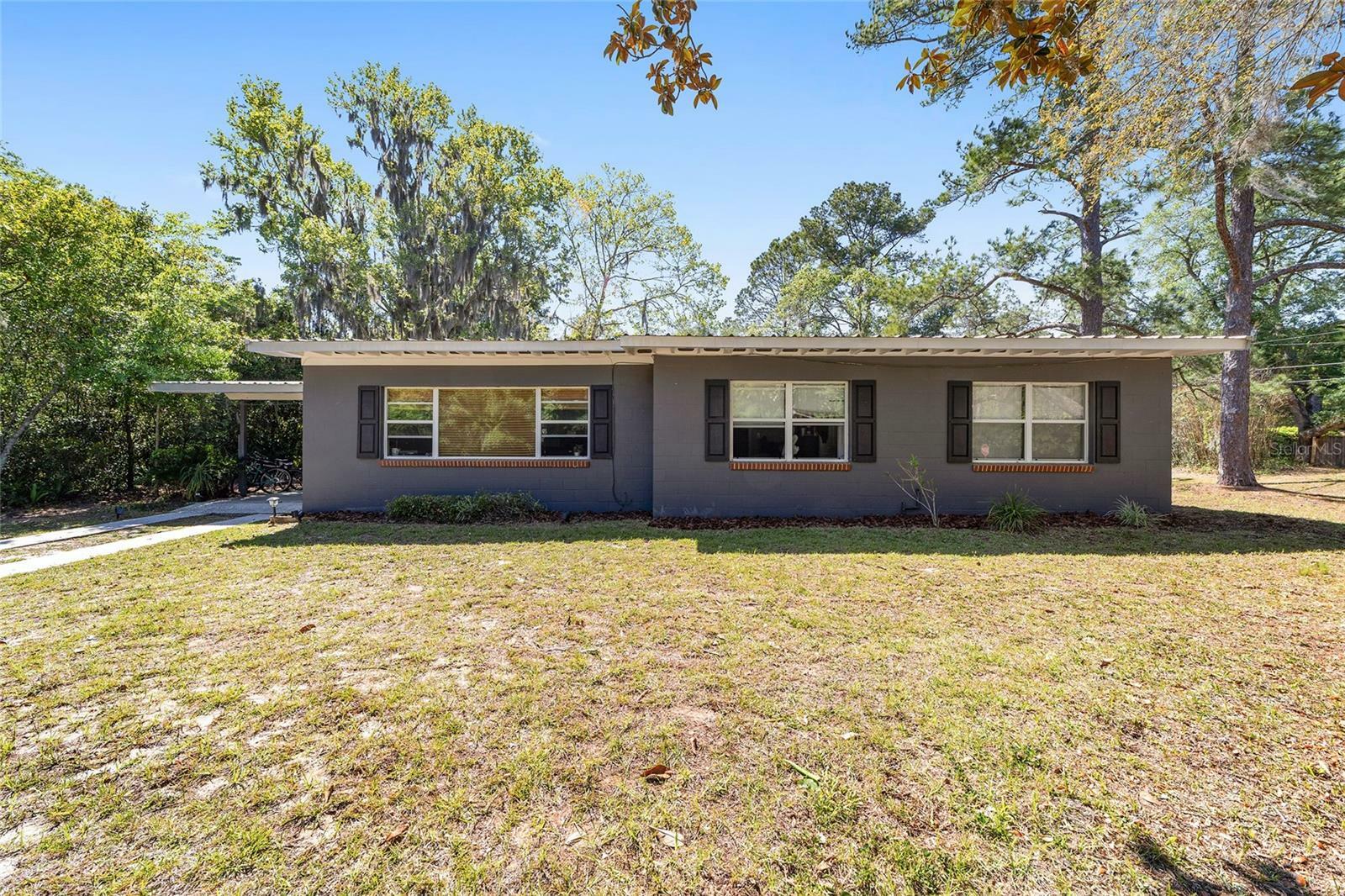 Property Photo:  414 NW 36th Terrace  FL 32607 