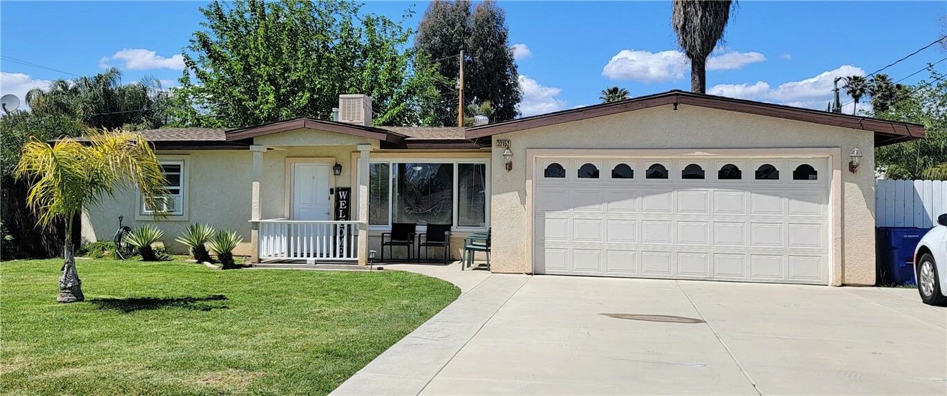 32152 Avenue D  Yucaipa CA 92399 photo