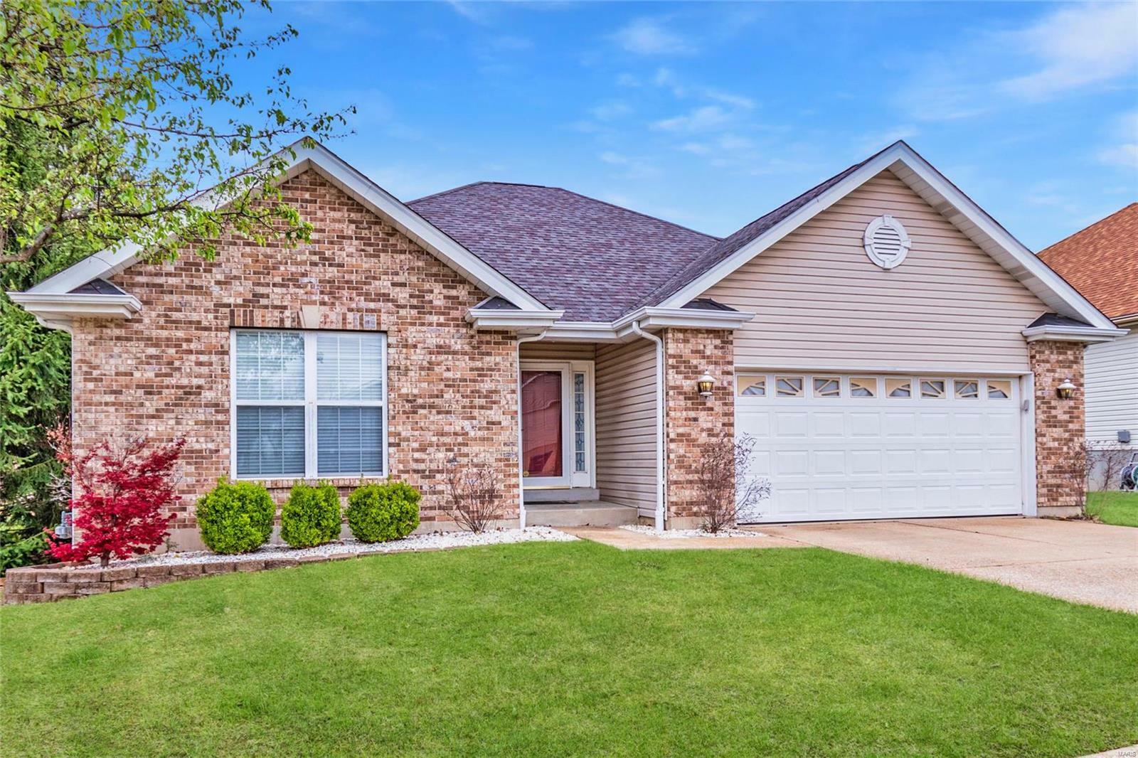 Property Photo: 13641 Tesson Oaks Court MO 63128