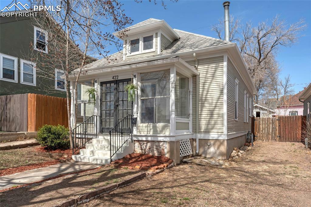 Property Photo:  422 E Willamette Avenue  CO 80903 