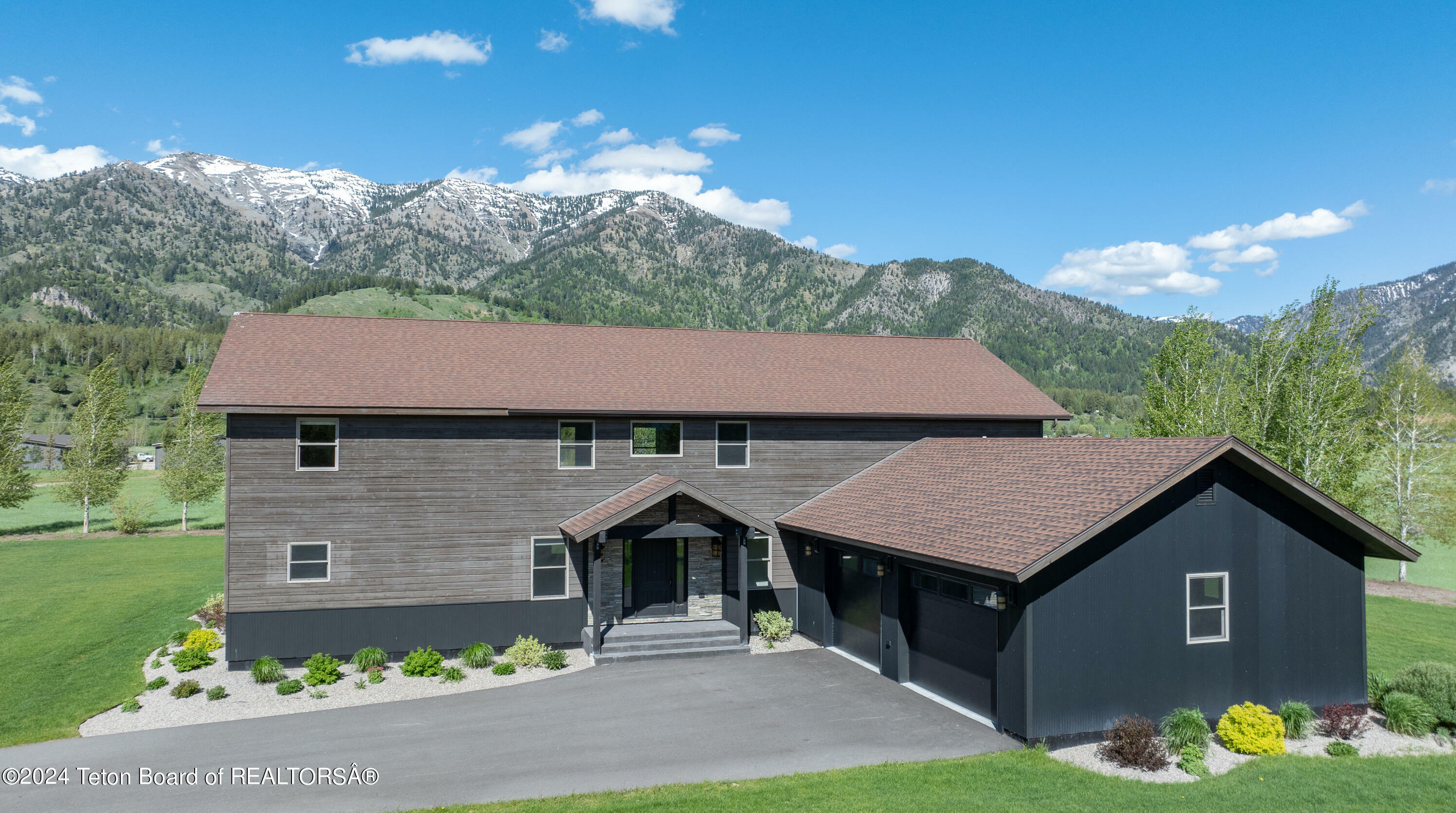 Property Photo:  607 Alpine Village Loop  WY 83128 