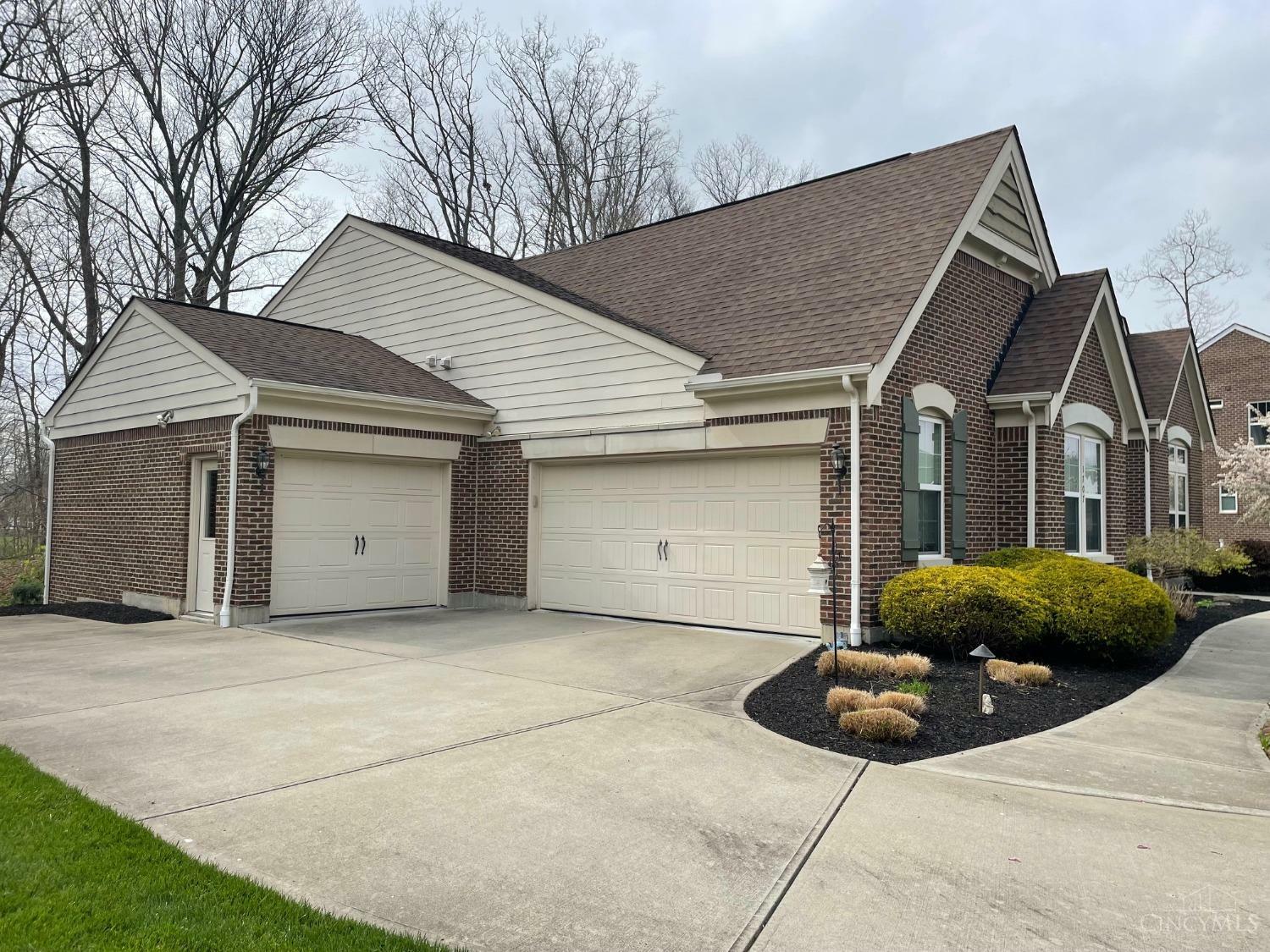Property Photo:  1707 Bluffton Terrace Drive  OH 45039 