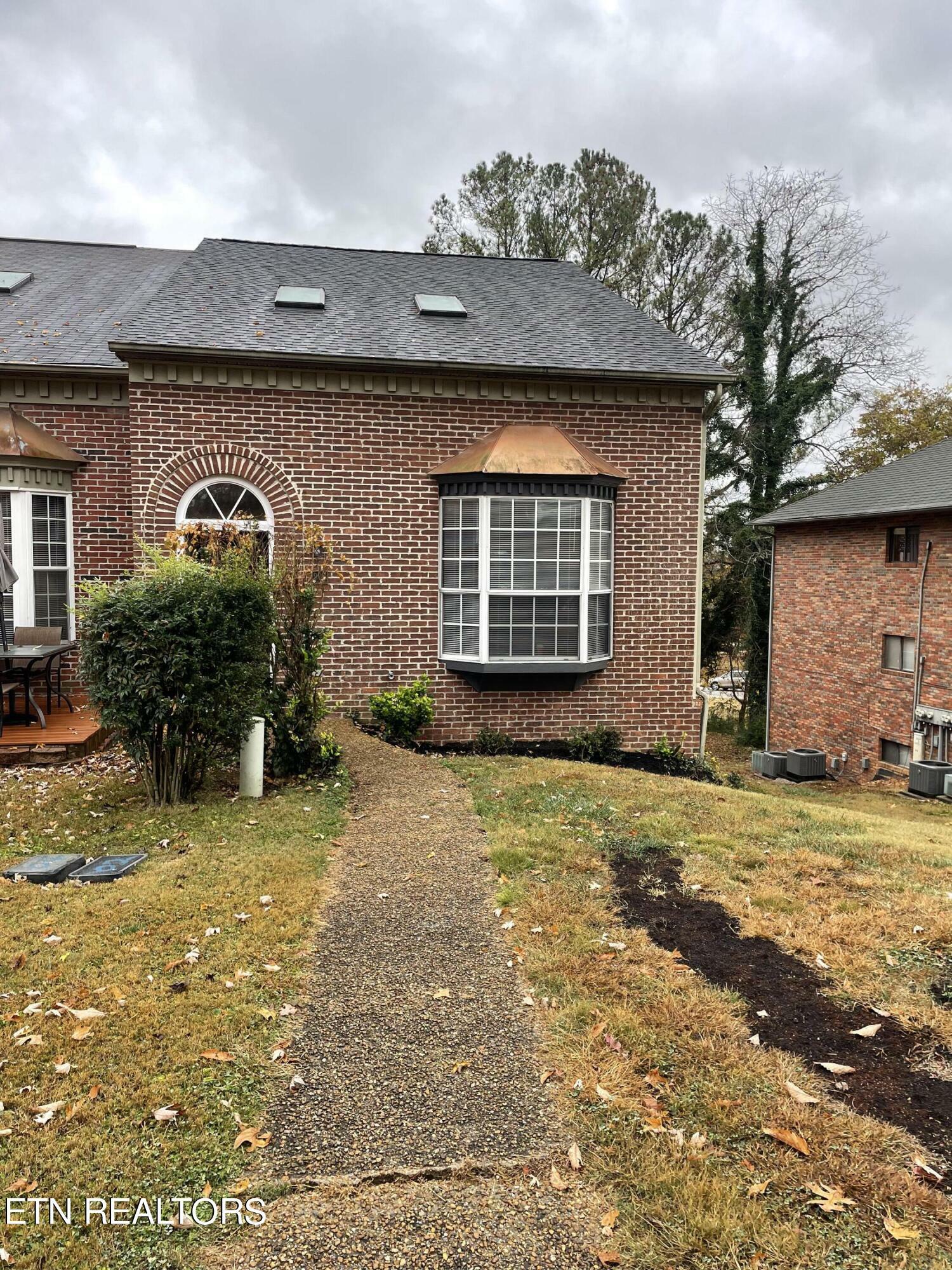 Property Photo:  202 Farmington Tr  TN 37763 