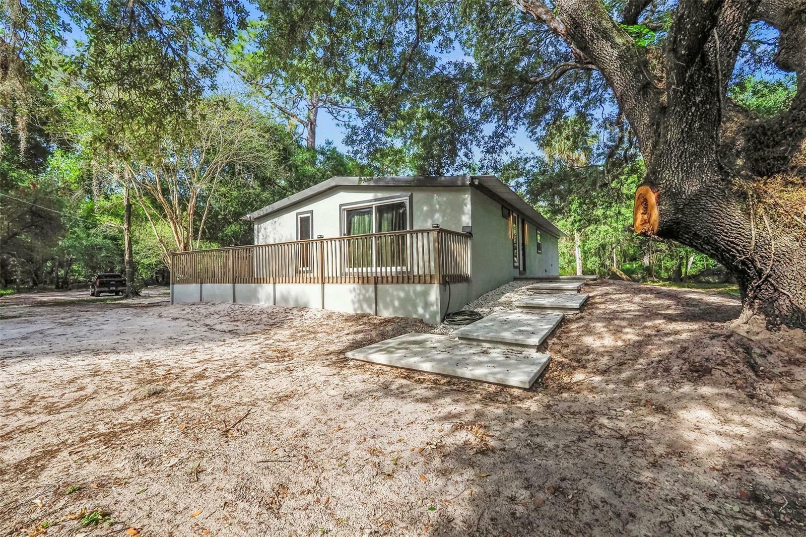 Property Photo:  5471 NE River Ridge Avenue  FL 34266 