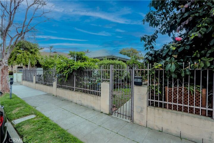 Property Photo:  1015 N Van Ness Avenue  CA 92701 