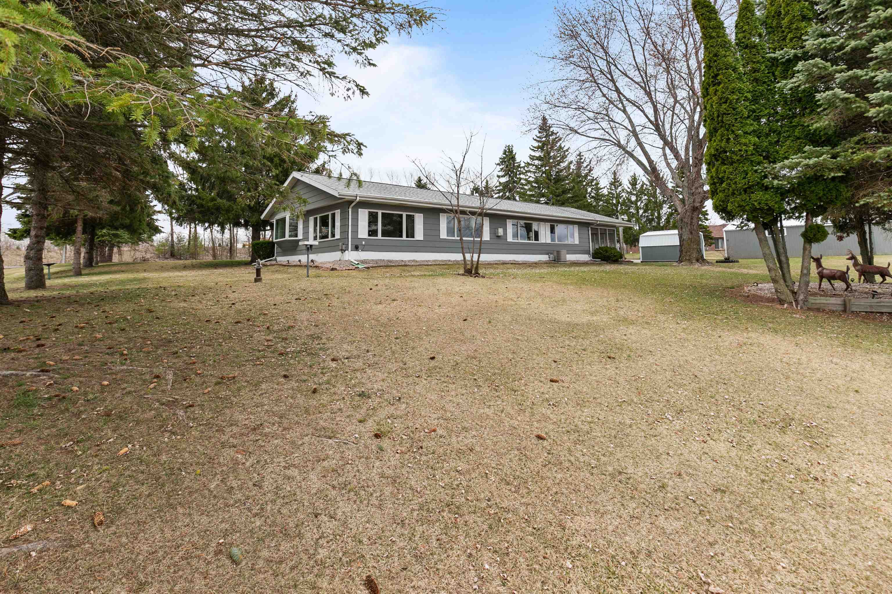 Property Photo: W7252 Kirschner Road WI 54170