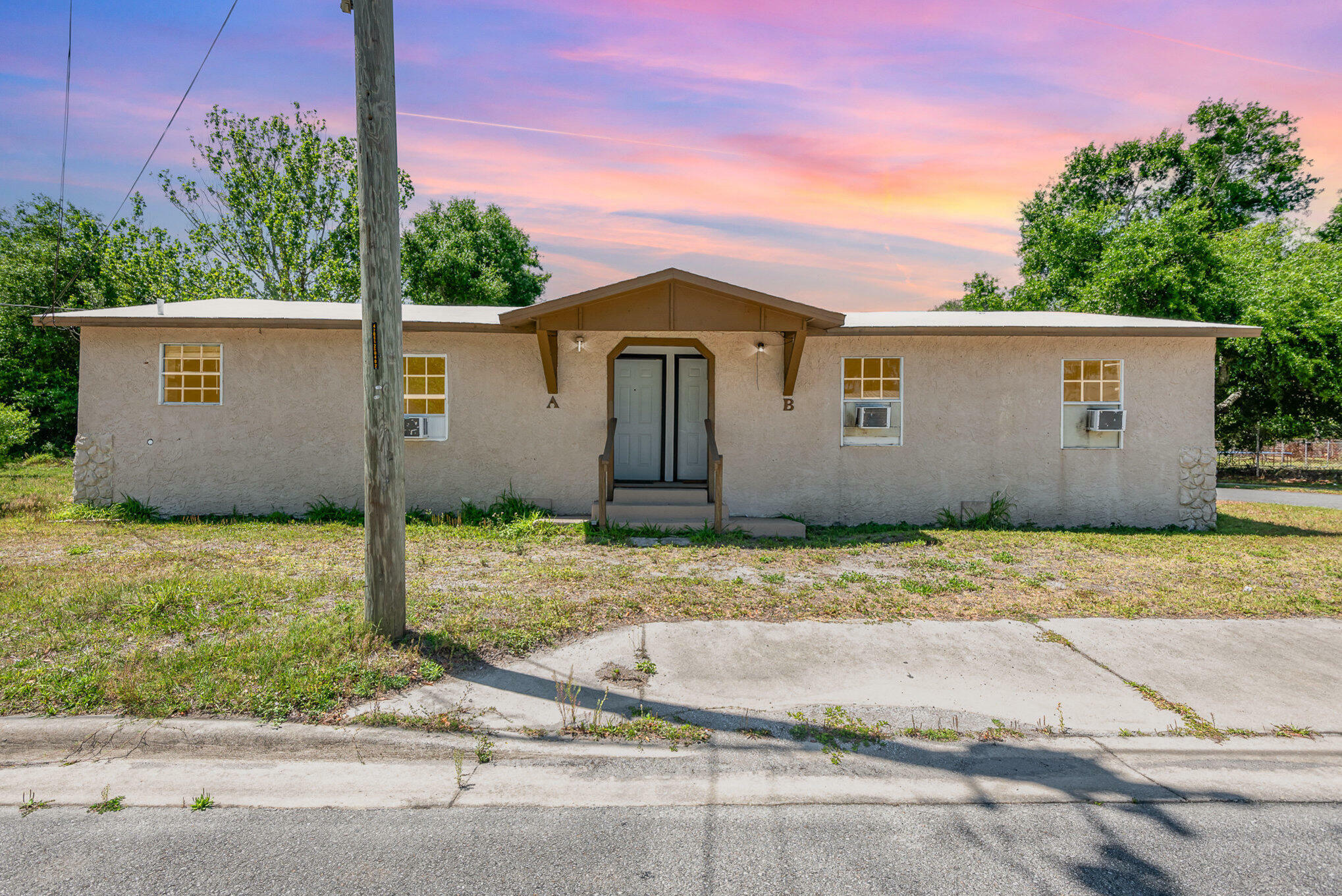 Property Photo:  2909 Carver Street  FL 32754 