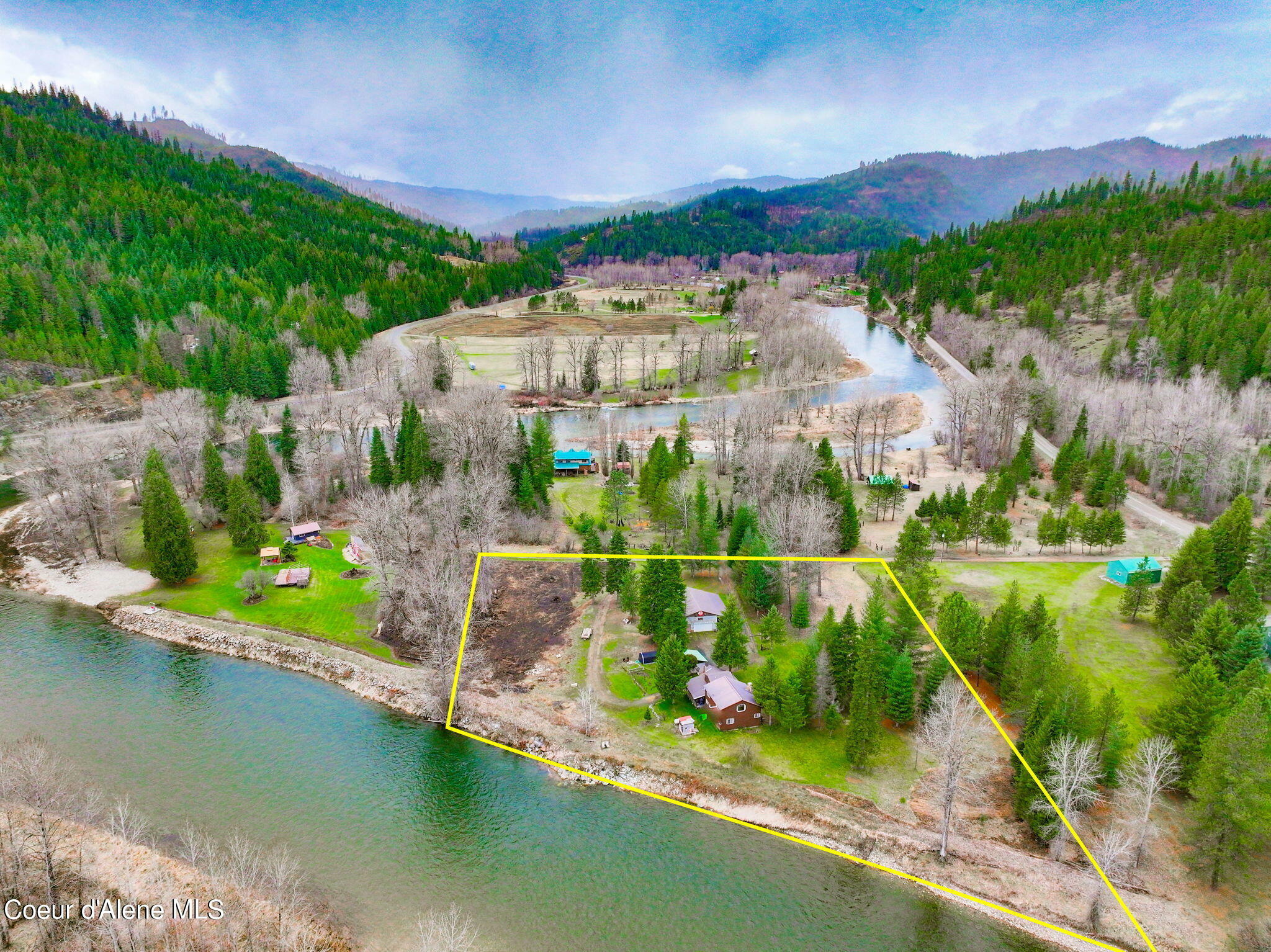 Property Photo:  4922 C Potlatch Rd  ID 83808 