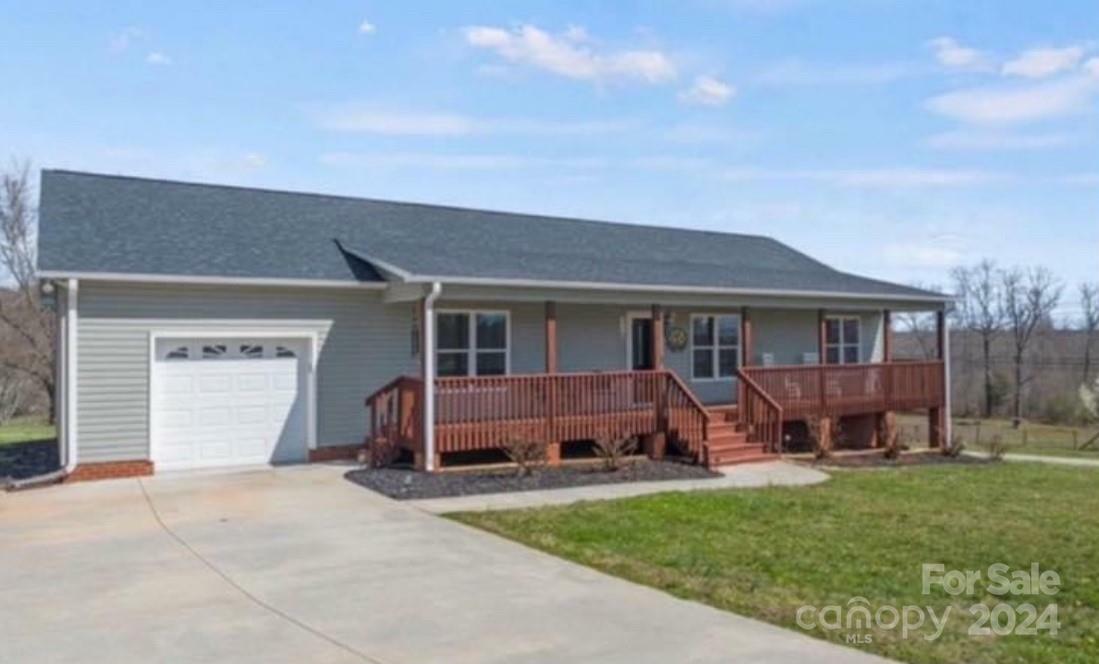 Property Photo:  116 Skyline Drive  NC 27292 