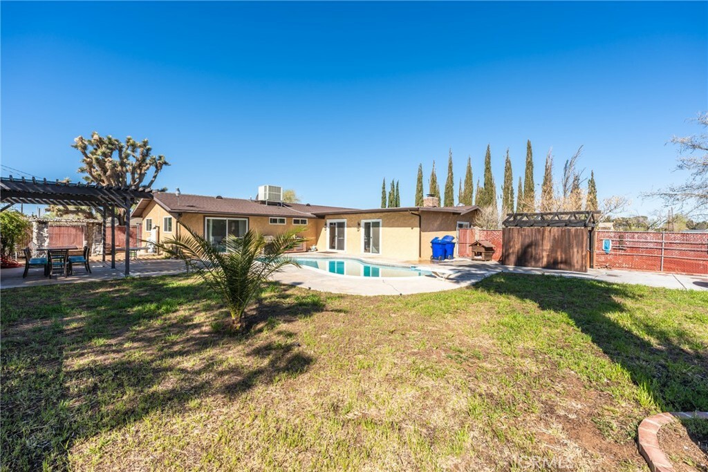 Property Photo: 13841 Kiowa Road CA 92307