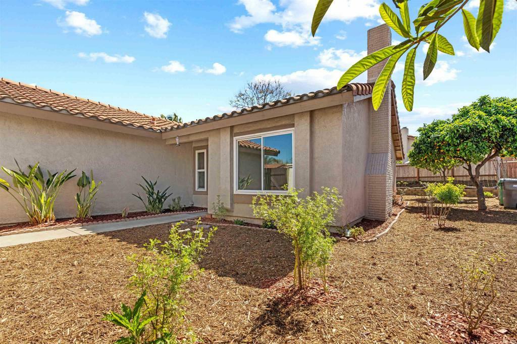 Property Photo:  4867 Palmetto Drive  CA 92057 