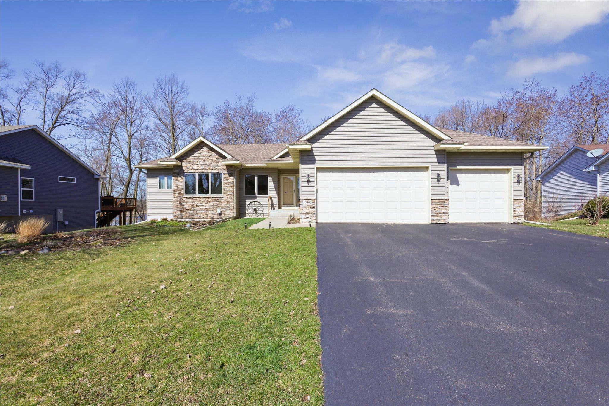 Property Photo:  10442 Matthew Drive  MN 55013 