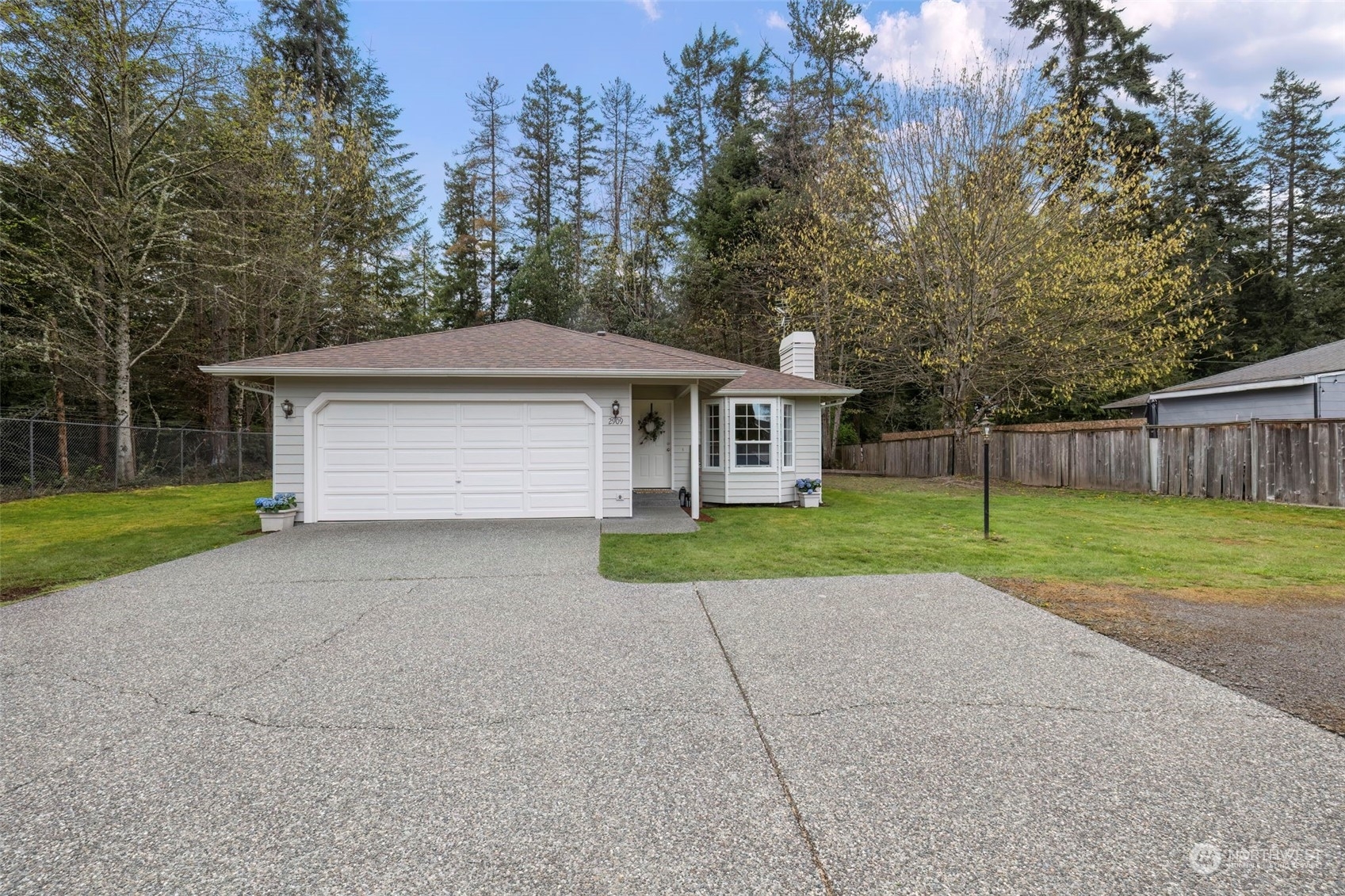 Property Photo:  2909 NE Winesap Court  WA 98370 