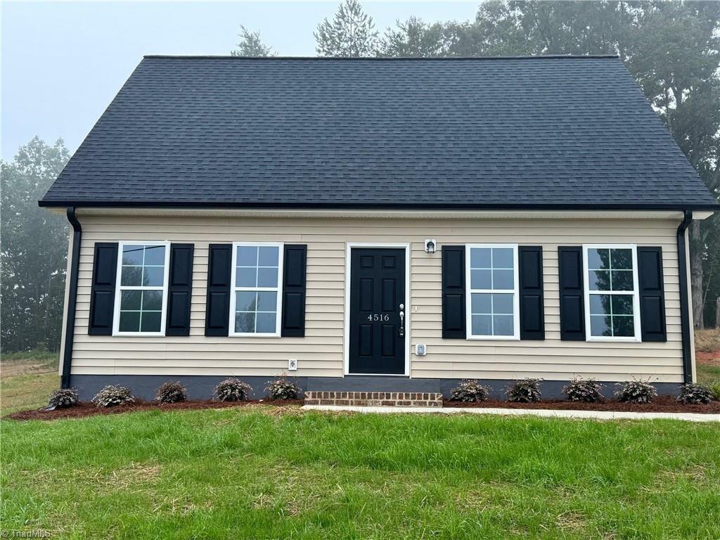 Property Photo:  180 Lasley Court  NC 27105 