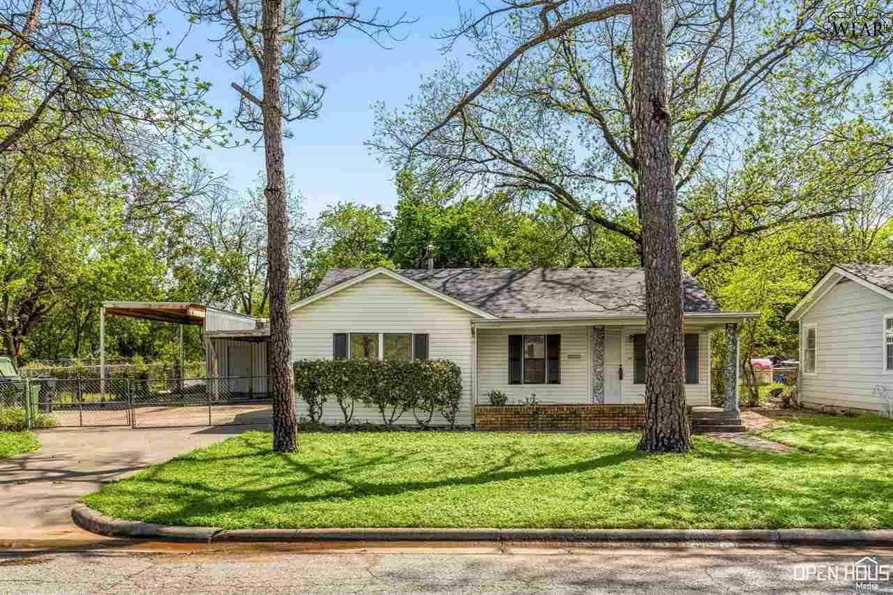 Property Photo:  1413 35th Street  TX 76302 