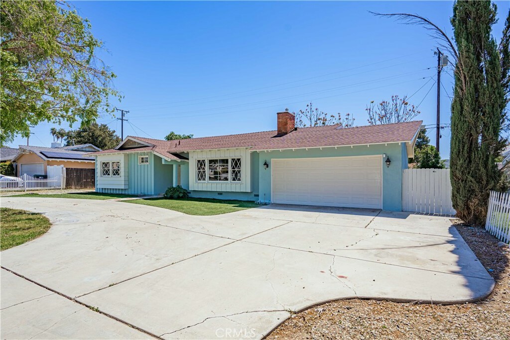 Property Photo:  41321 Merriwood Drive  CA 92544 