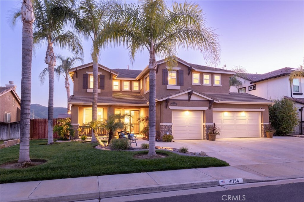 Property Photo:  41734 Grand View Drive  CA 92562 