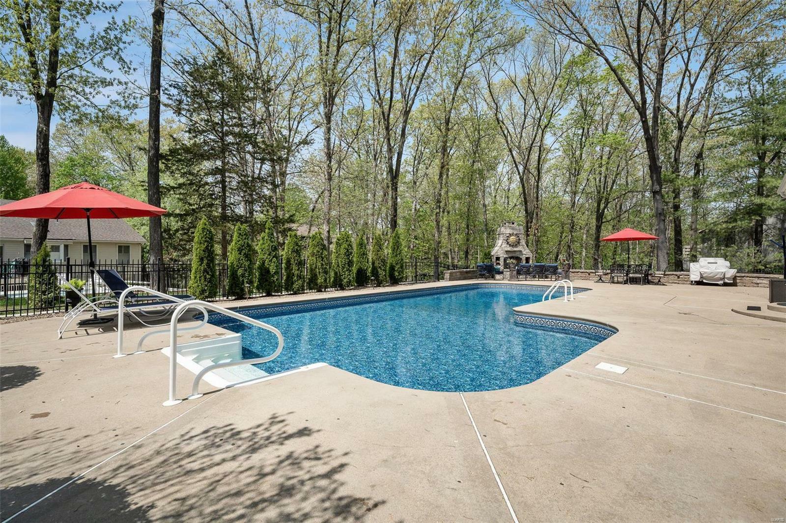 Property Photo:  719 High Hill Court  MO 63367 