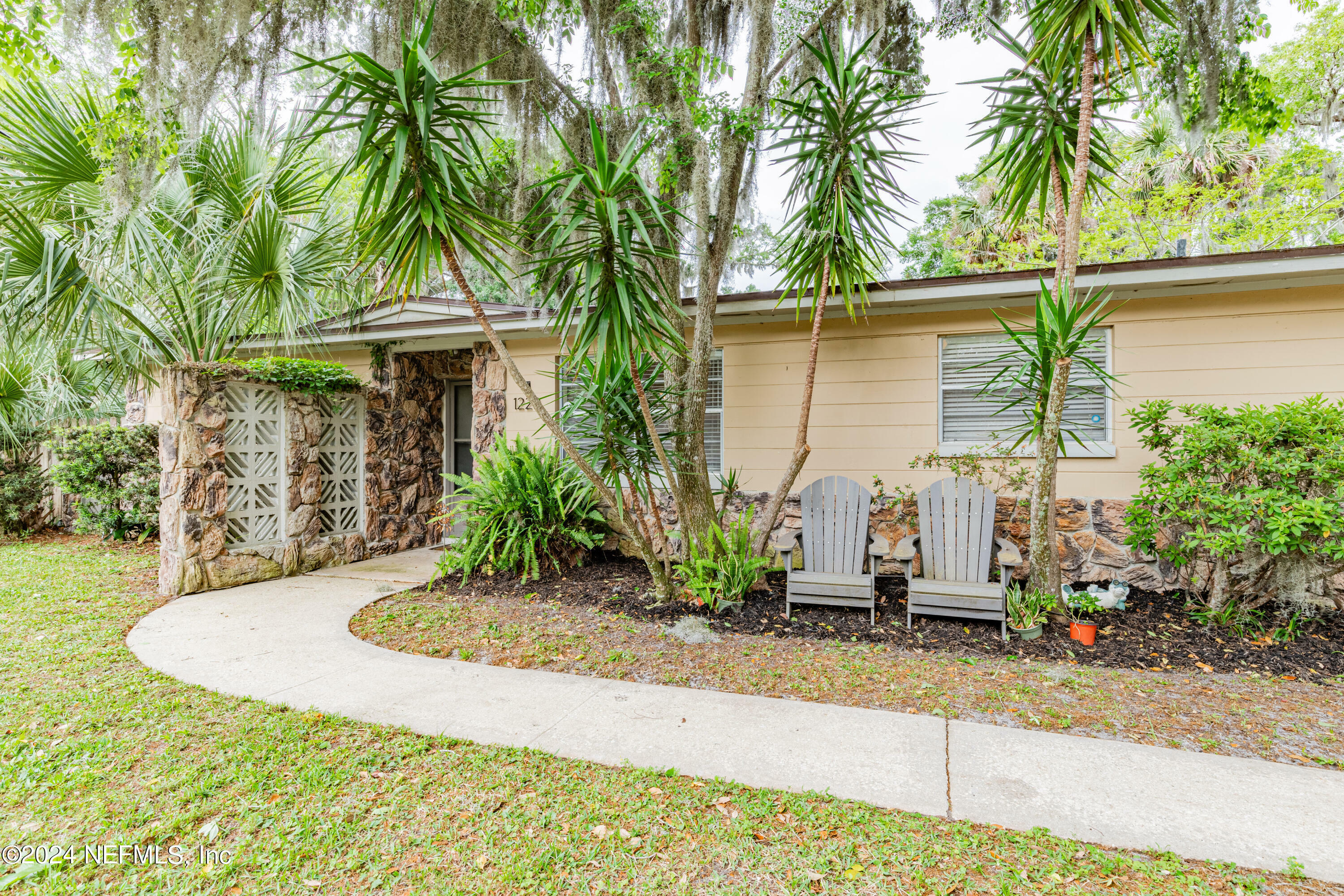 Property Photo:  1220 Nantucket Avenue  FL 32233 