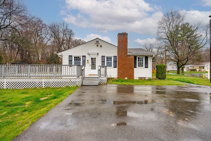 Property Photo: 137 Florida Drive MA 01001
