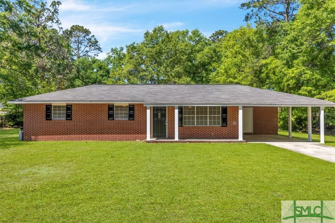 Property Photo:  28 Cherry Street  GA 31313 