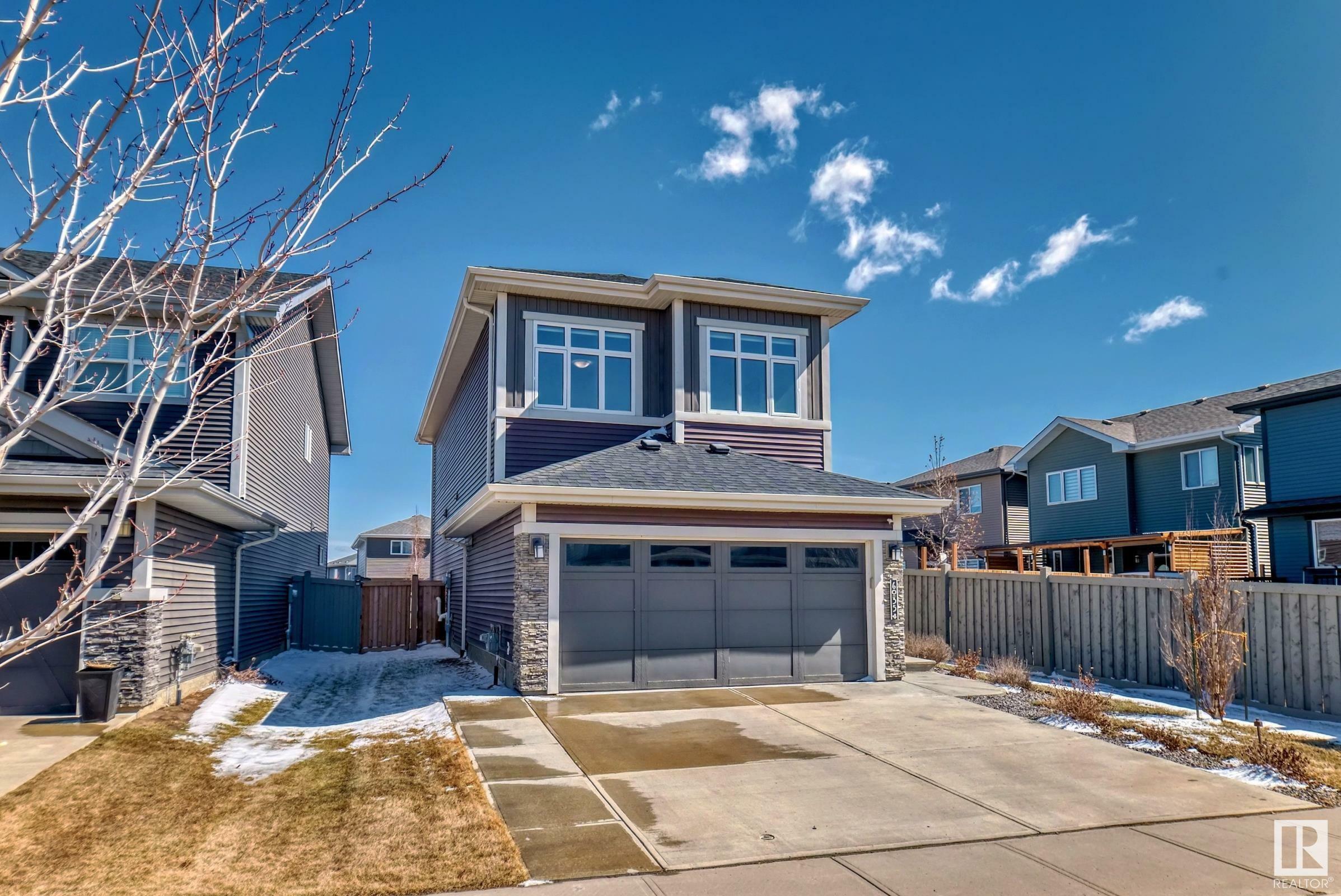 Property Photo:  6035 Rosenthal Way NW  AB T5T 7E1 