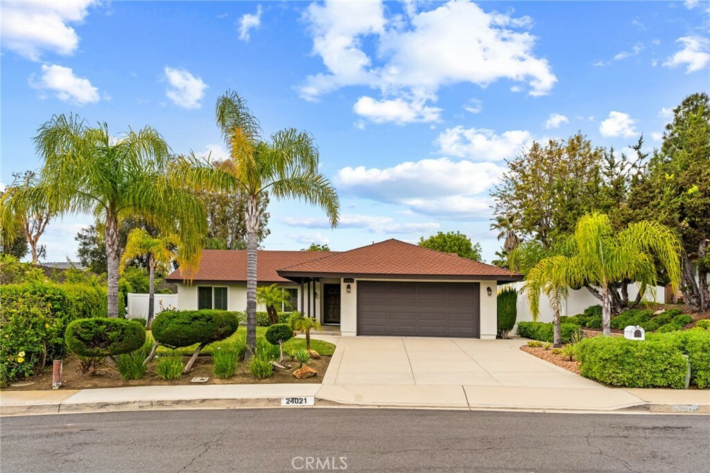 Property Photo:  24021 Vejar Lane  CA 92691 