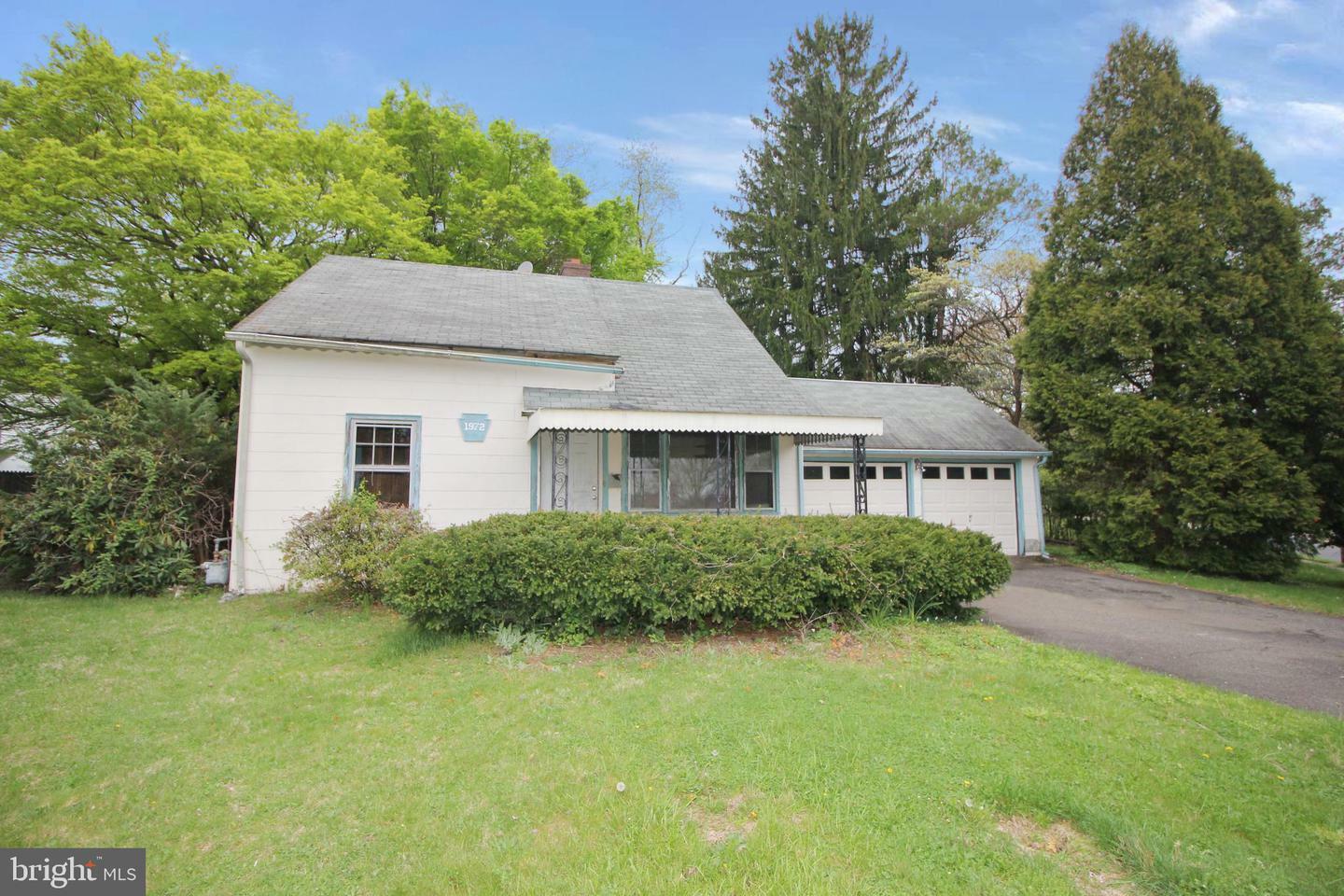 Property Photo:  1972 Coolidge Avenue  PA 19090 