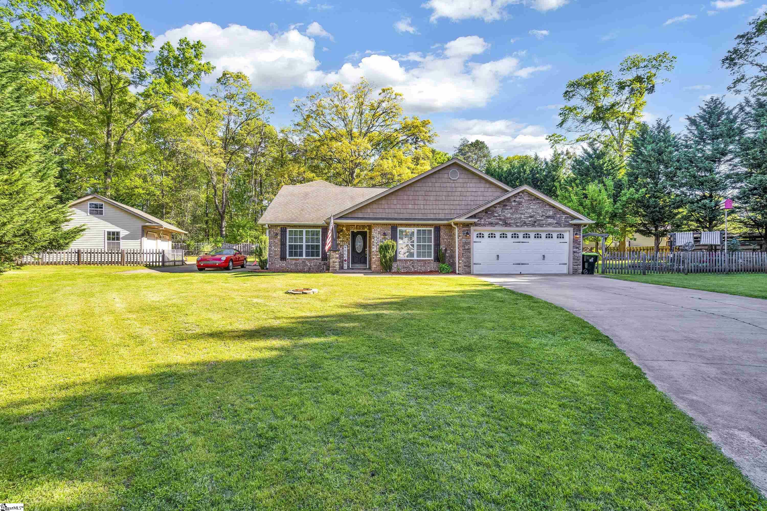 Property Photo:  313 Covington Drive  SC 29349 