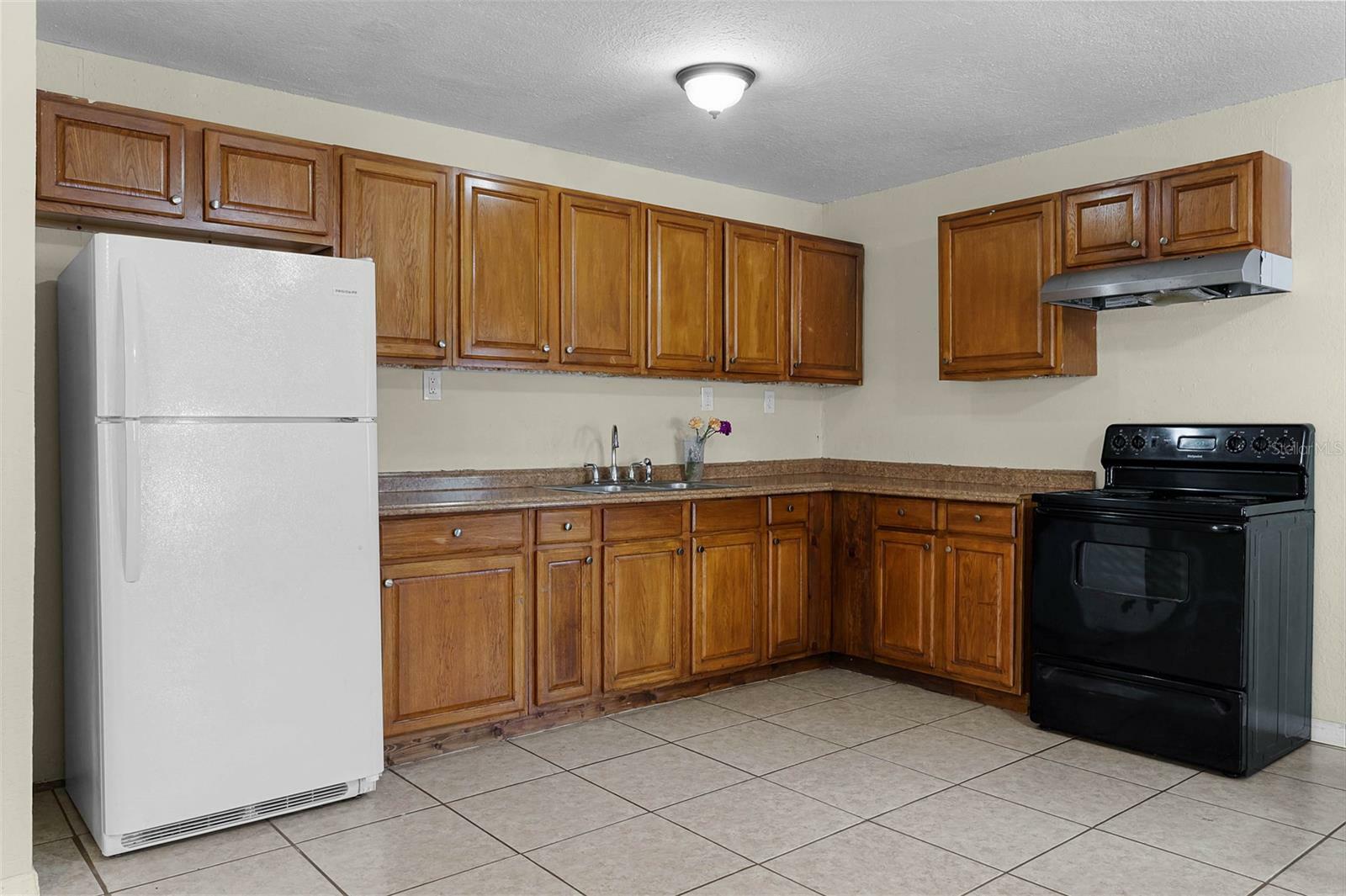 Property Photo: 101 Samuel Street FL 32810
