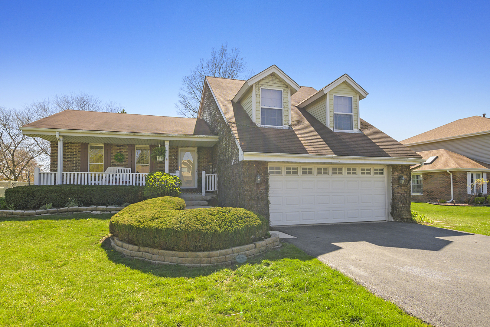 Property Photo: 9161 Sunrise Lane IL 60462