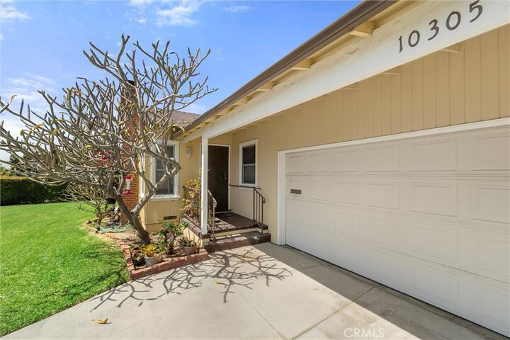 Property Photo:  10305 Deveron Drive  CA 90601 