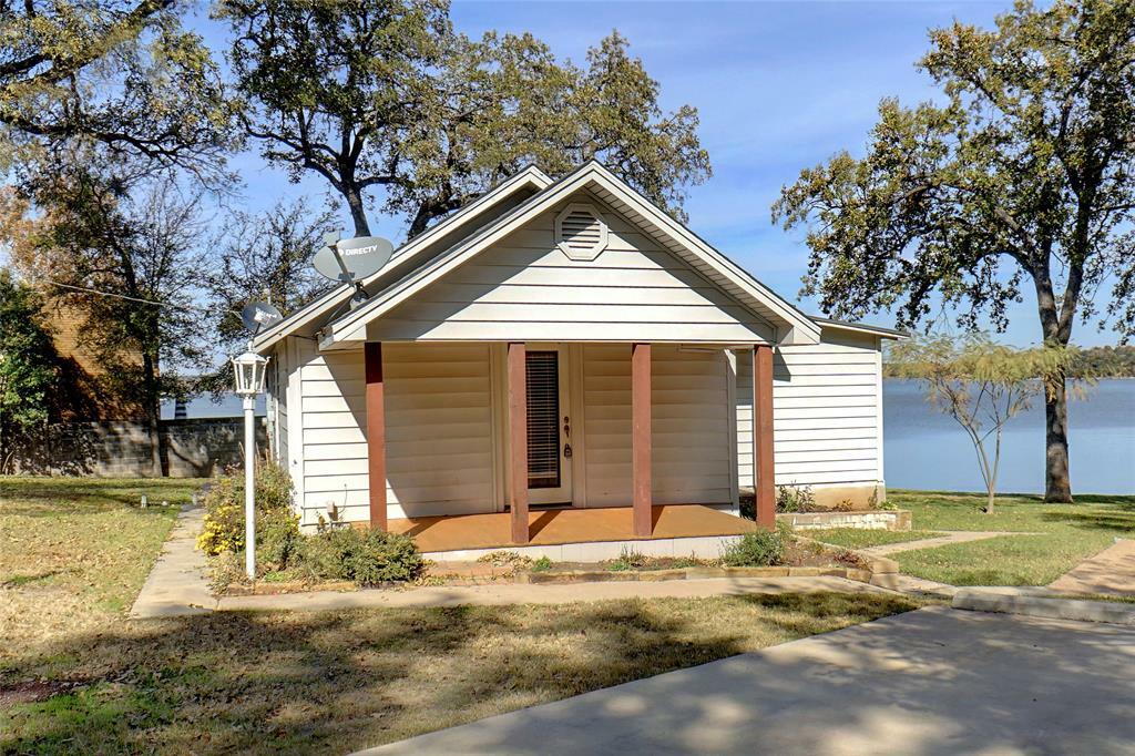 Property Photo:  8824 Heron Drive  TX 76108 