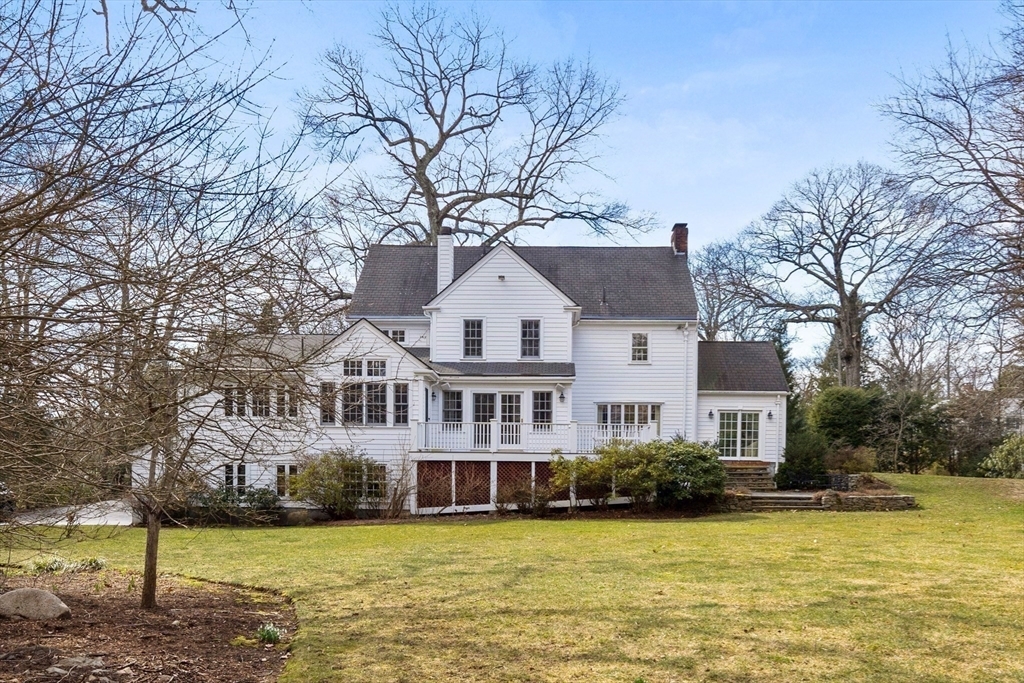 Property Photo: 29 Woodcliff Rd MA 02481