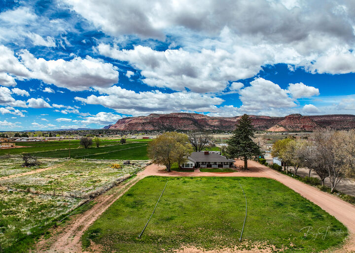 Property Photo:  818 S Hwy 89A  UT 84741 