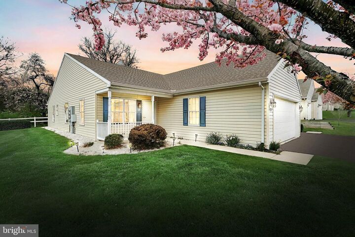 154 Furlong Way 154  Red Lion PA 17356 photo