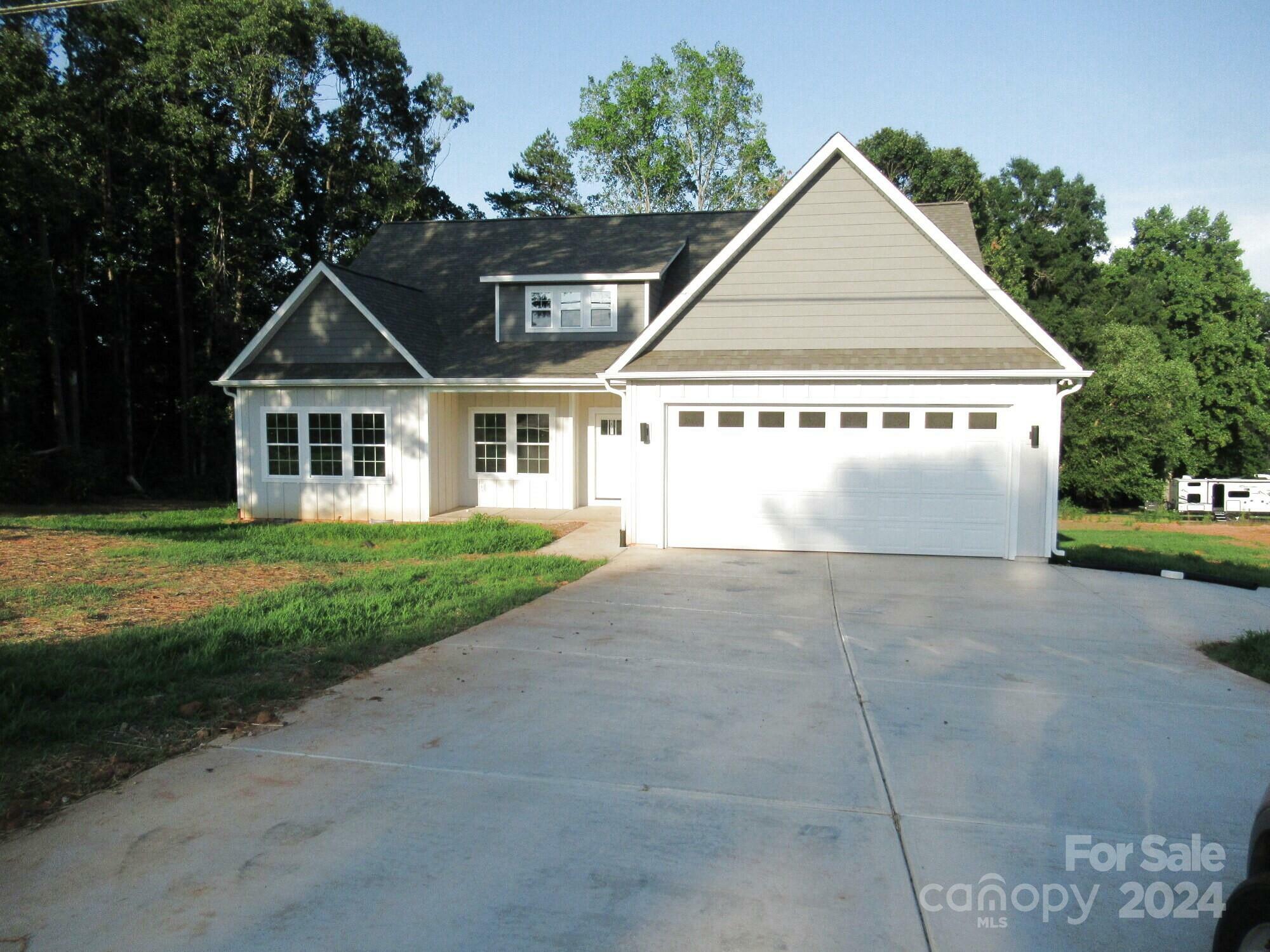 Property Photo:  227 Golf Course Road  NC 28650 