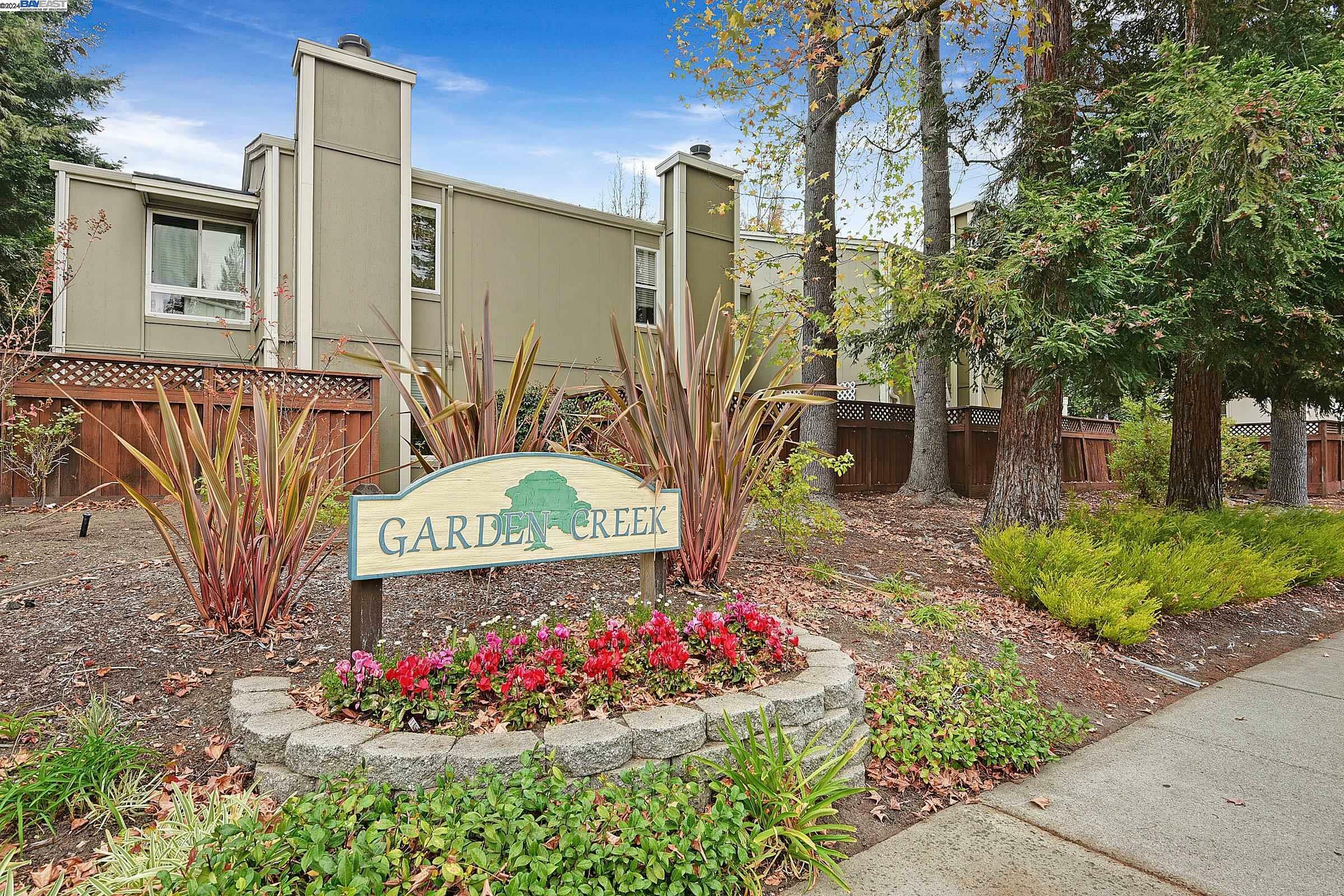 Property Photo:  425 Garden Creek Pl  CA 94526 