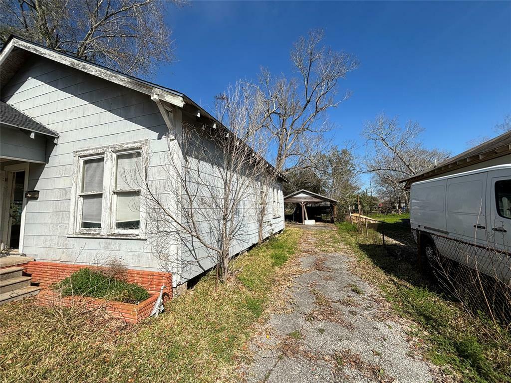 Property Photo:  950 Campus Street  TX 77705 