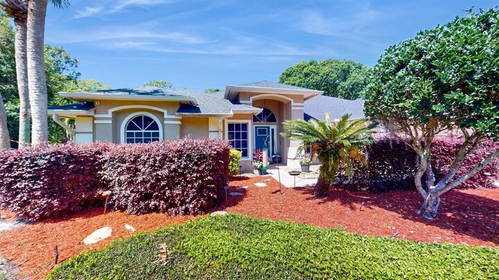 Property Photo:  459 Haveloc Cove  FL 32765 