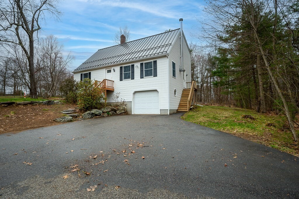 Property Photo:  139 Cannon Rd  MA 01522 